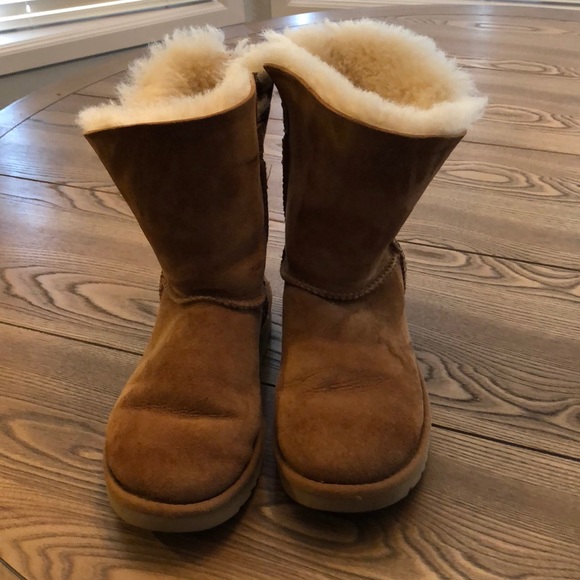 Good condition Ugg Boots!!!! - Picture 2 of 6